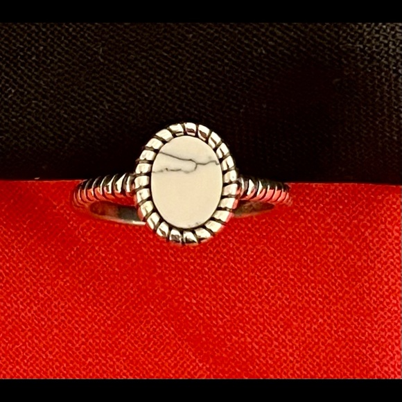 925 Sterling Silver White Buffalo Turquoise Vintage Open  Ring - Picture 6 of 6